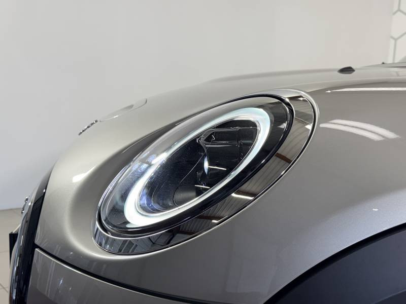Mini Mini Hatch 3 Portes Cooper SE 184 ch Essential  occasion � Tarbes - photo n�12