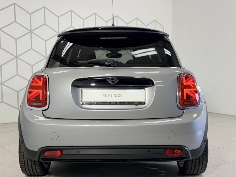 Mini Mini Hatch 3 Portes Cooper SE 184 ch Essential  occasion � Tarbes - photo n�3