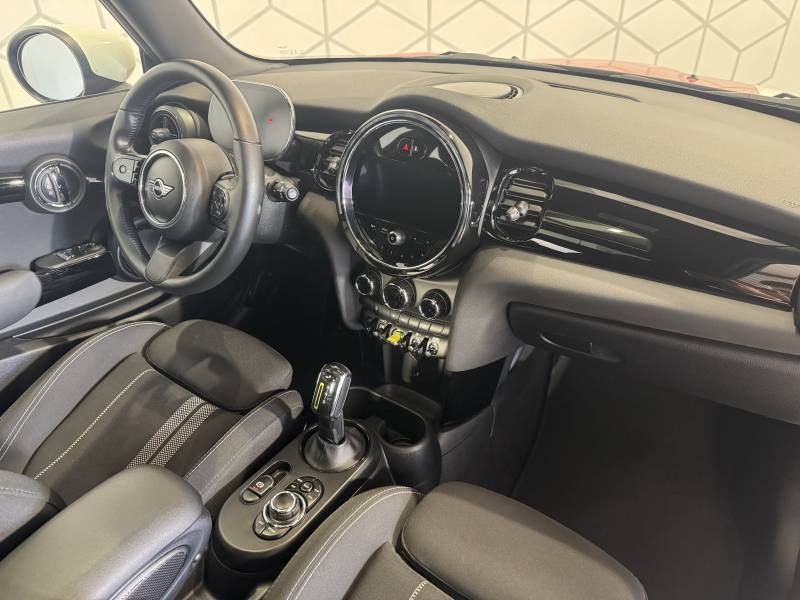 Mini Mini Hatch 3 Portes Cooper SE 184 ch Essential  occasion  Tarbes - photo n9