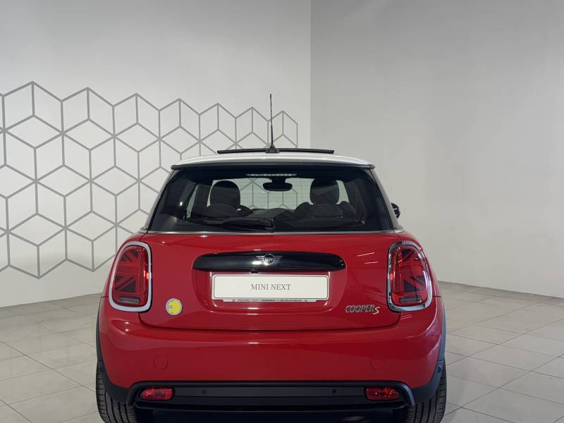 Mini Mini Hatch 3 Portes Cooper SE 184 ch Essential  occasion  Tarbes - photo n19