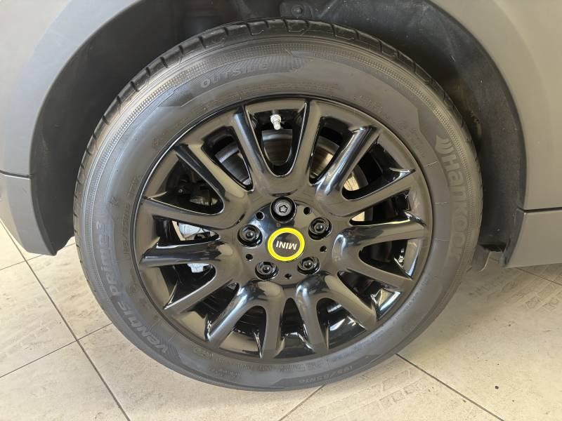 Mini Mini Hatch 3 Portes Cooper SE 184 ch Finition Classic  occasion  Bziers - photo n8