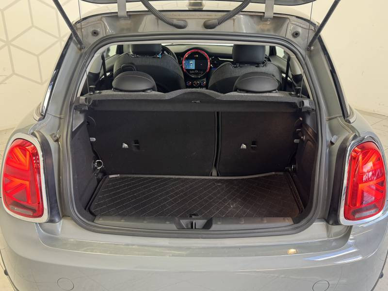 Mini Mini Hatch 3 Portes Cooper SE 184 ch Finition Classic  occasion  Bziers - photo n10