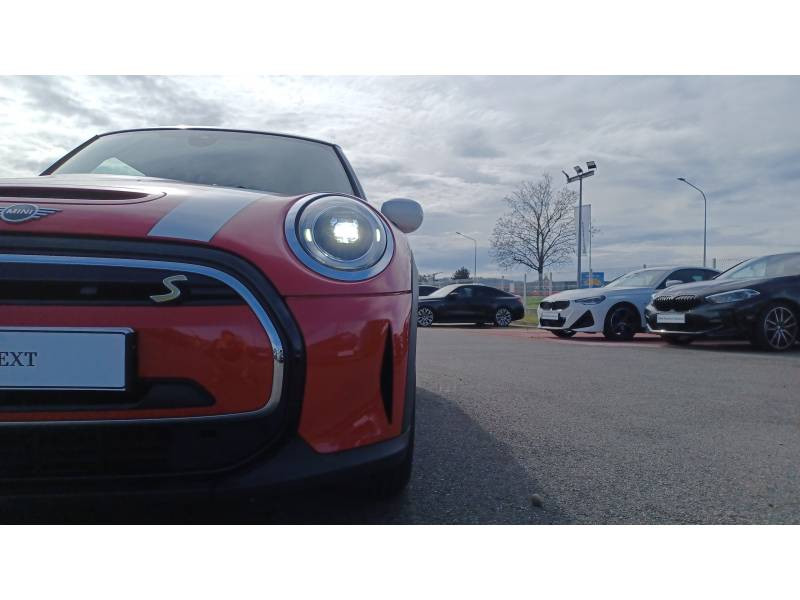 Mini Mini Hatch 3 Portes Cooper SE 184 ch Finition Classic  occasion  Lescar - photo n9