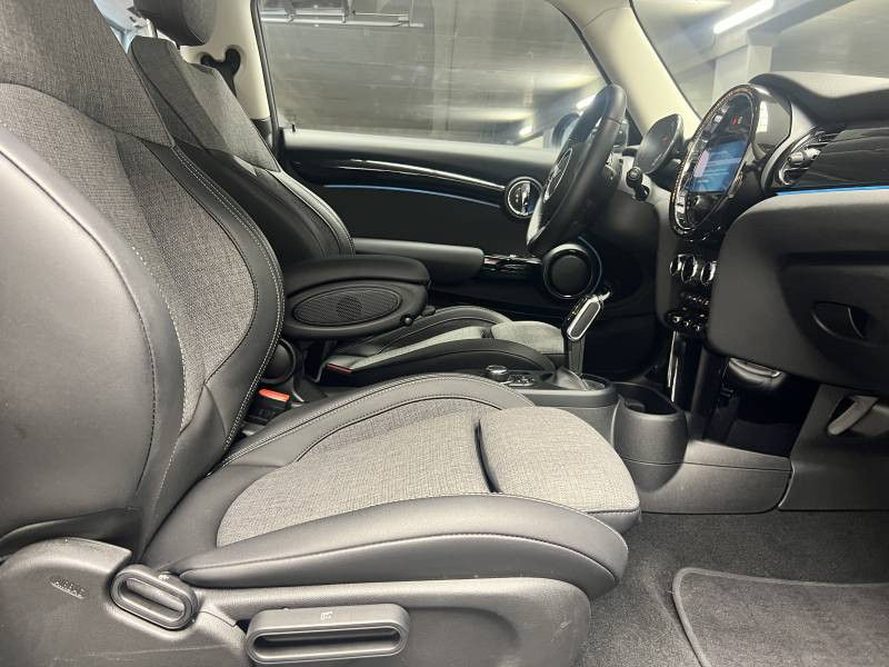 Mini Mini Hatch 3 Portes Cooper SE 184 ch Finition Classic  occasion  Lormont - photo n19