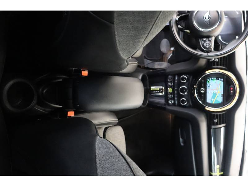 Mini Mini Hatch 3 Portes Cooper SE 184 ch Finition Greenwich  occasion  Lescar - photo n19
