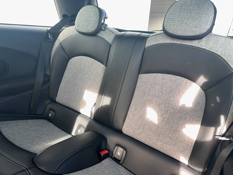 Mini Mini Hatch 3 Portes Cooper SE 184 ch Finition Greenwich  occasion  Auch - photo n16