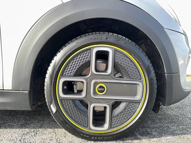 Mini Mini Hatch 3 Portes Cooper SE 184 ch Finition Greenwich  occasion  Auch - photo n12