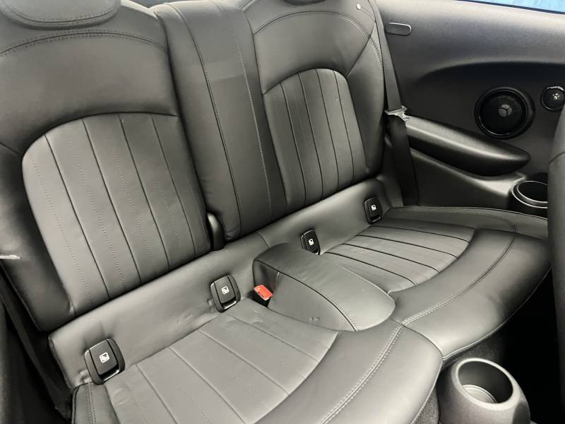 Mini Mini Hatch 3 Portes Cooper SE 184 ch Finition Yours  occasion � Lormont - photo n�19