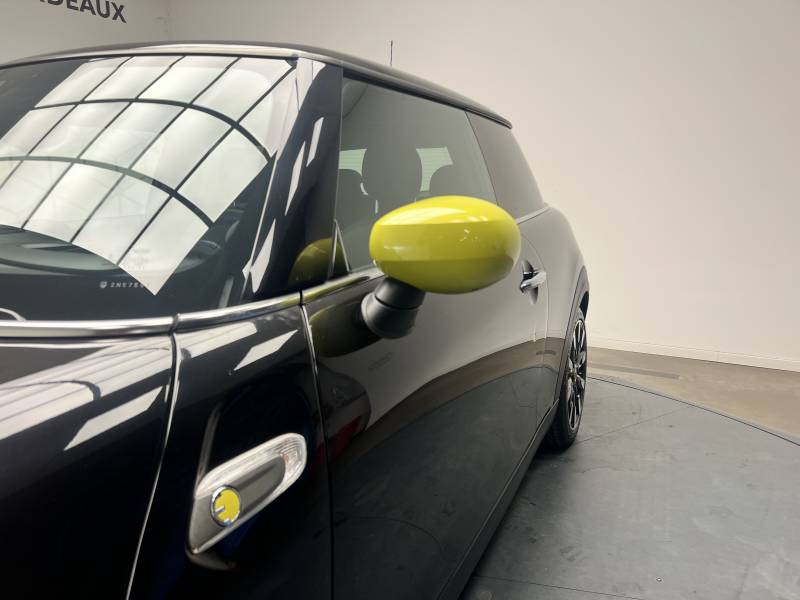 Mini Mini Hatch 3 Portes Cooper SE 184 ch Finition Yours  occasion � Lormont - photo n�10