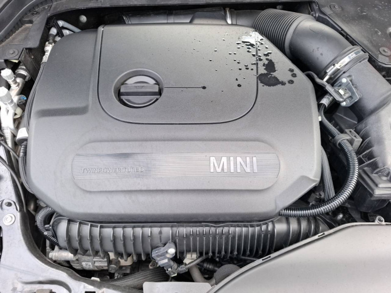 Mini Mini Hatch 3 Portes John Cooper Works 231 ch BVA8 Finition JCW Ul  occasion � Trelissac - photo n�13