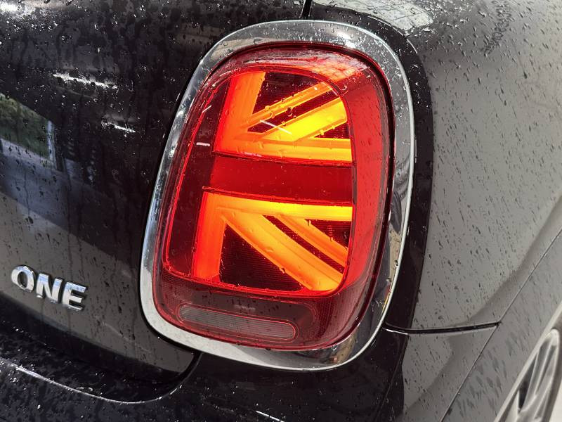 Mini Mini Hatch 3 Portes One 102 ch DKG7 Edition Camden  occasion  Carcassonne - photo n12