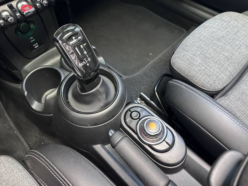 Mini Mini Hatch 3 Portes One 102 ch DKG7 Edition Camden  occasion  Bziers - photo n17