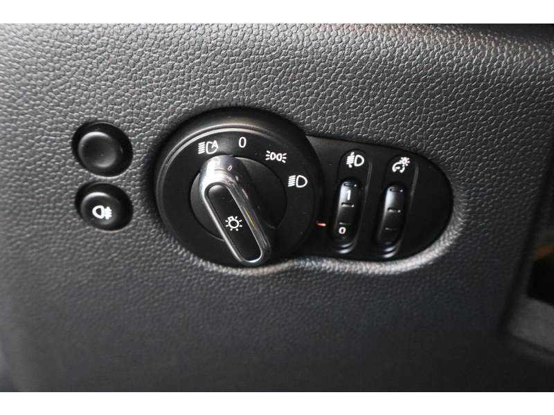 Mini Mini Hatch 3 Portes One 102 ch Edition Camden  occasion  Lescar - photo n11