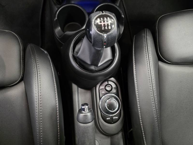 Mini Mini Hatch 3 Portes One 102 ch Edition Camden  occasion  Limoges - photo n6