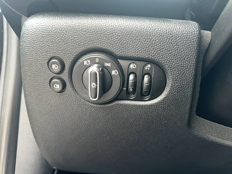 Mini Mini Hatch 3 Portes One 75 ch  3p  occasion  La Teste-de-Buch - photo n16