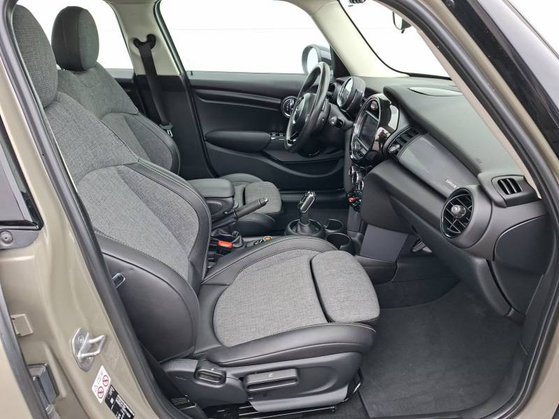 Mini Mini Hatch 5 Portes Cooper 136 ch BVA7 Edition Heddon Street  occasion � Auch - photo n�14