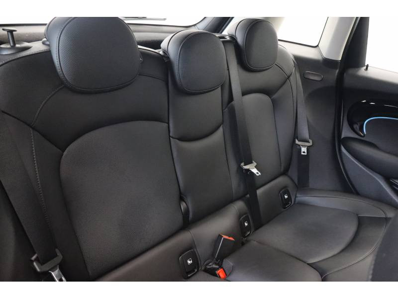 Mini Mini Hatch 5 Portes Cooper 136 ch DKG7 Edition Camden  occasion  Lescar - photo n16