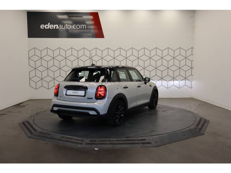 Mini Mini Hatch 5 Portes Cooper 136 ch DKG7 Edition Camden  occasion  Lescar - photo n2