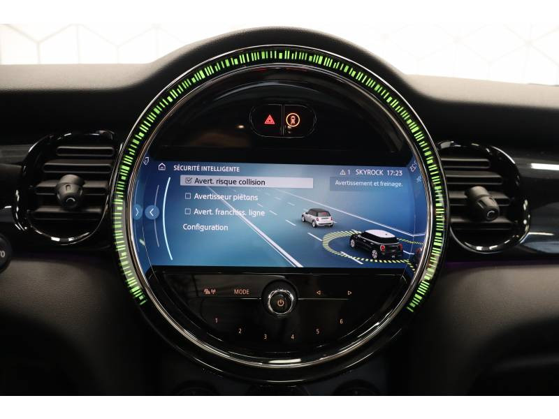 Mini Mini Hatch 5 Portes Cooper 136 ch DKG7 Edition Camden  occasion  Lescar - photo n8