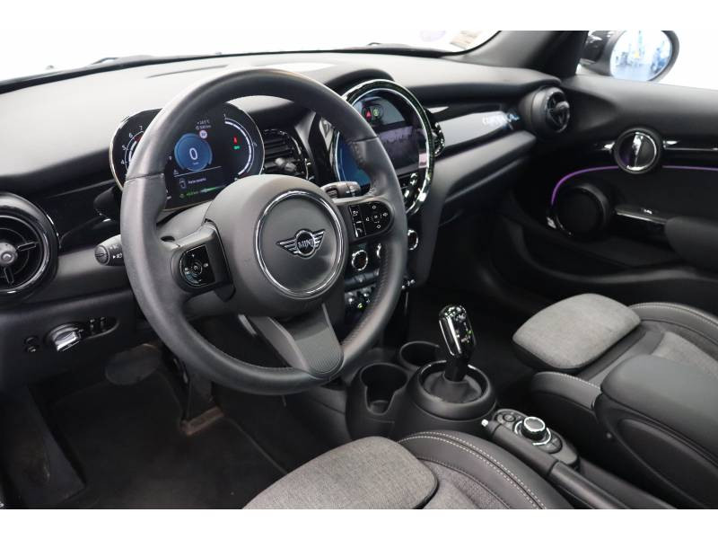 Mini Mini Hatch 5 Portes Cooper 136 ch DKG7 Edition Camden  occasion  Lescar - photo n17