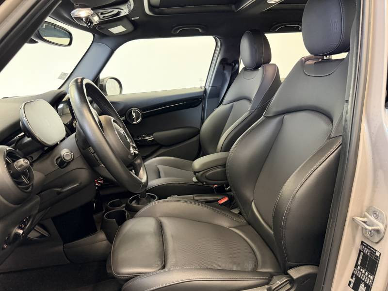 Mini Mini Hatch 5 Portes Cooper 136 ch DKG7 Edition Camden  occasion � Brive-la-Gaillarde - photo n�9