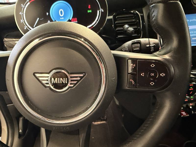 Mini Mini Hatch 5 Portes Cooper 136 ch DKG7 Edition Camden  occasion � Brive-la-Gaillarde - photo n�12
