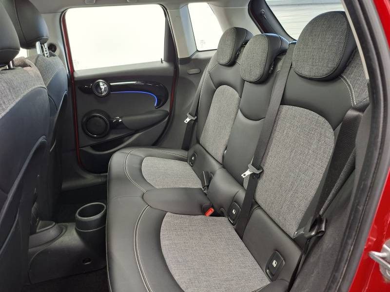 Mini Mini Hatch 5 Portes Cooper 136 ch DKG7 Edition Camden  occasion  Limoges - photo n15