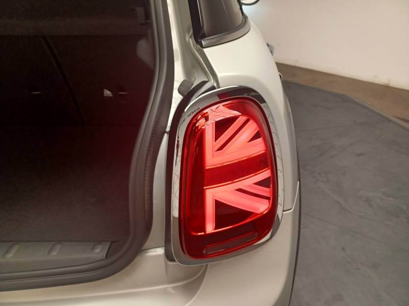 Mini Mini Hatch 5 Portes Cooper 136 ch DKG7 Edition Camden  occasion  Lormont - photo n18