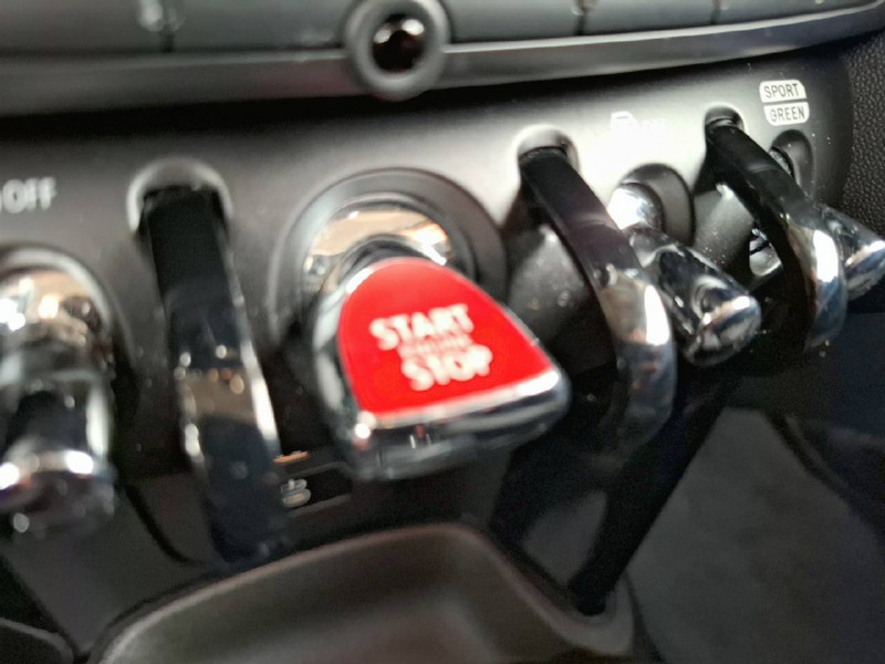 Mini Mini Hatch 5 Portes Cooper 136 ch DKG7 Edition Premium 5p  occasion &agrave; Bo� - photo n&deg;17