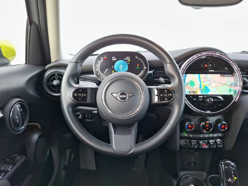 Mini Mini Hatch 5 Portes Cooper 136 ch DKG7 Edition Premium Plus 5p  occasion &agrave; Bo� - photo n&deg;6