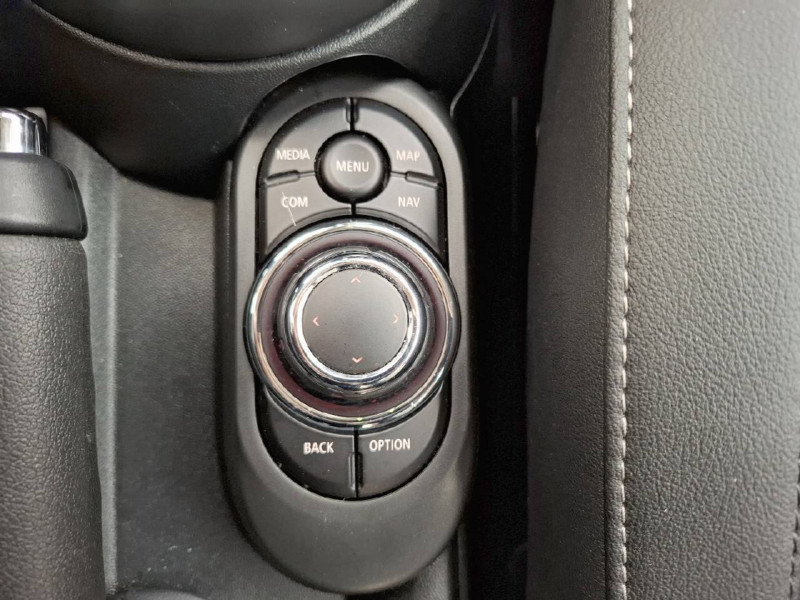 Mini Mini Hatch 5 Portes Cooper 136 ch DKG7 Edition Premium Plus 5p  occasion &agrave; Bo� - photo n&deg;14