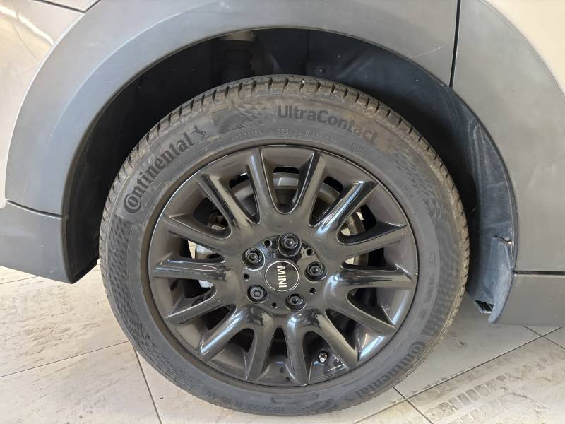 Mini Mini Hatch 5 Portes Cooper 136 ch DKG7 Edition Premium Plus  occasion  Bziers - photo n14