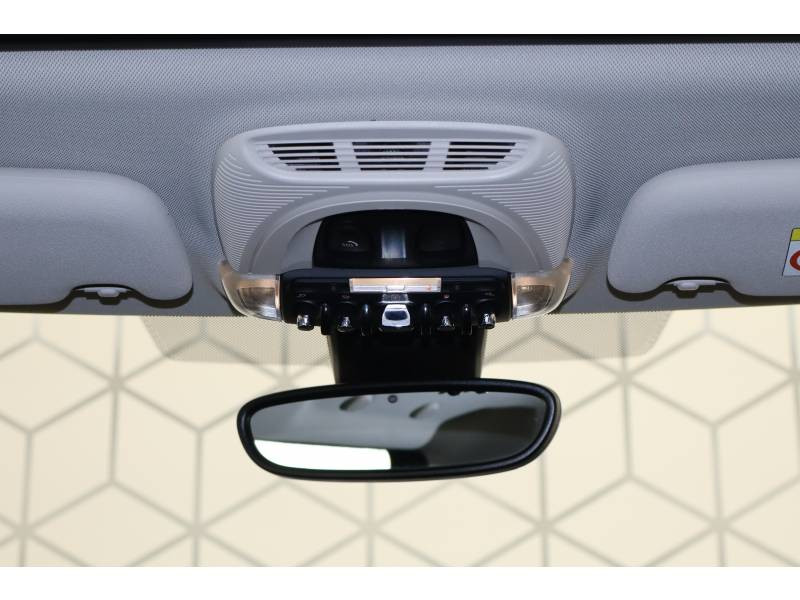 Mini Mini Hatch 5 Portes Cooper 136 ch DKG7 Edition Premium Plus  occasion � Lescar - photo n�8