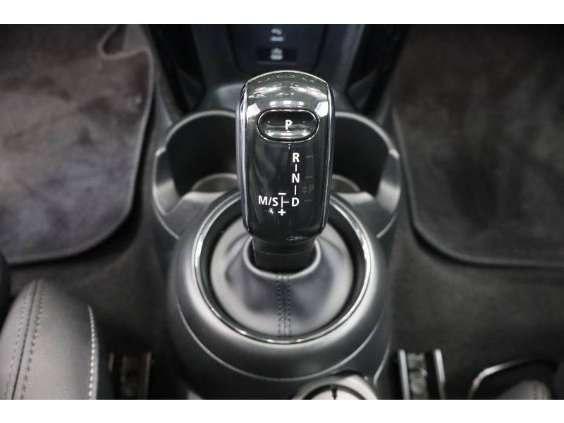 Mini Mini Hatch 5 Portes Cooper 136 ch DKG7 Edition Premium Plus  occasion � Lescar - photo n�12