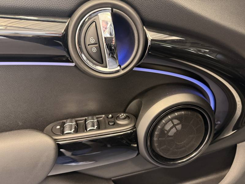 Mini Mini Hatch 5 Portes Cooper 136 ch DKG7 Edition Premium Plus  occasion  Brive-la-Gaillarde - photo n9