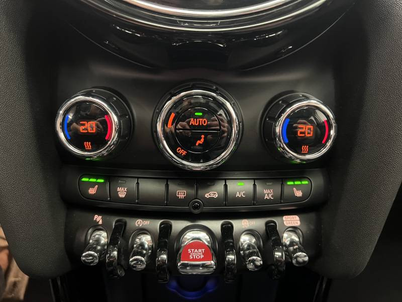 Mini Mini Hatch 5 Portes Cooper 136 ch DKG7 Edition Premium Plus  occasion  Lormont - photo n7