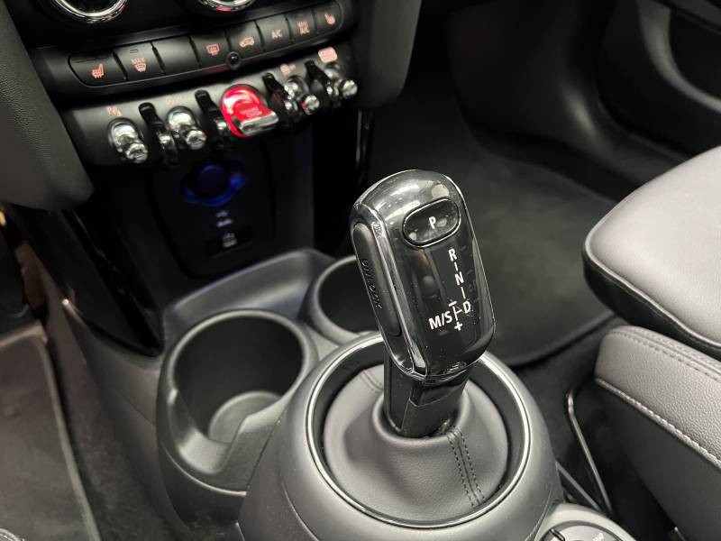 Mini Mini Hatch 5 Portes Cooper 136 ch DKG7 Edition Premium Plus  occasion  Lormont - photo n9