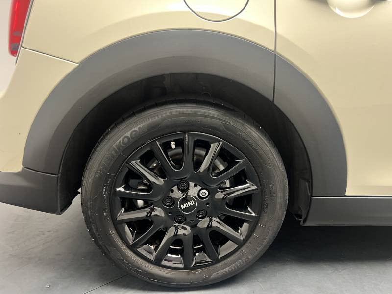 Mini Mini Hatch 5 Portes Cooper 136 ch DKG7 Edition Premium Plus  occasion � Lormont - photo n�14