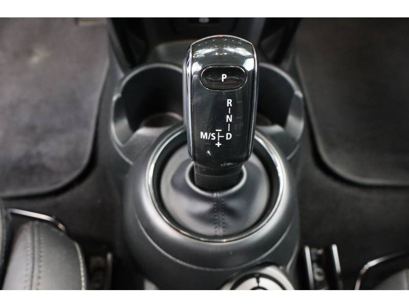 Mini Mini Hatch 5 Portes Cooper 136 ch DKG7 Edition Premium  occasion � Lescar - photo n�17