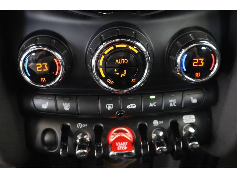 Mini Mini Hatch 5 Portes Cooper 136 ch DKG7 Edition Premium  occasion � Lescar - photo n�19