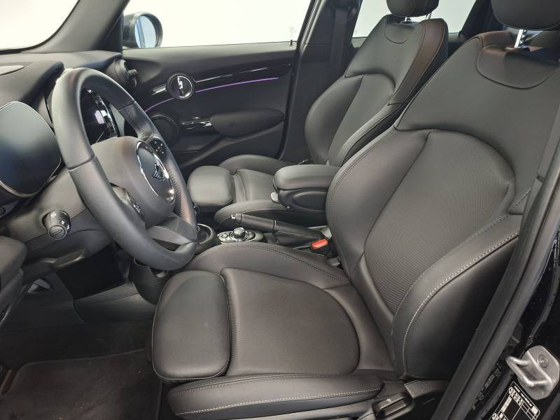 Mini Mini Hatch 5 Portes Cooper 136 ch DKG7 Edition Premium  occasion � Limoges - photo n�4