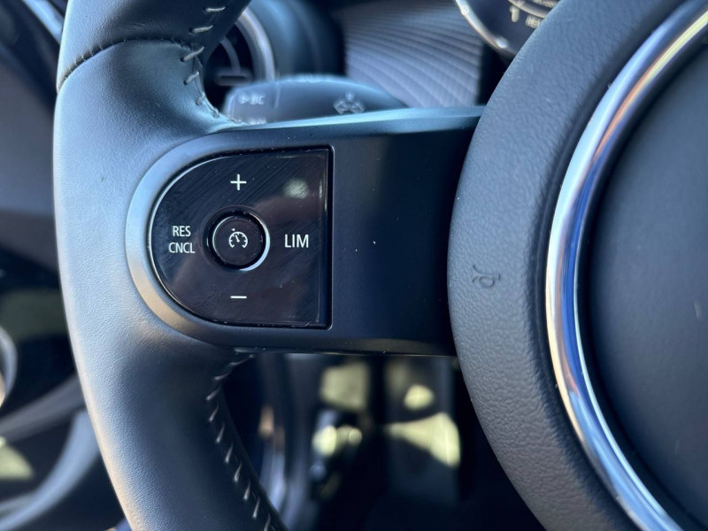 Mini Mini Hatch 5 Portes Cooper 136 ch DKG7 Edition Resolute 5p  occasion  Trelissac - photo n18