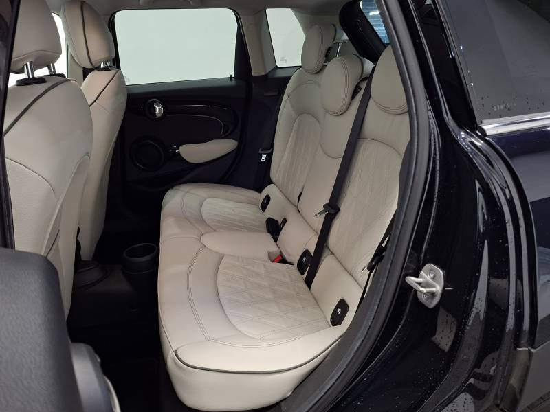 Mini Mini Hatch 5 Portes Cooper 136 ch DKG7 Essential  occasion � Toulouse - photo n�20