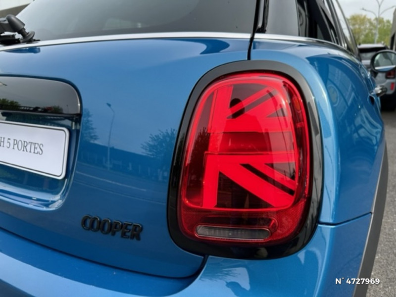 Mini Mini Hatch 5 Portes Cooper 136 ch DKG7 Essential  occasion  Saint-Maximin - photo n12