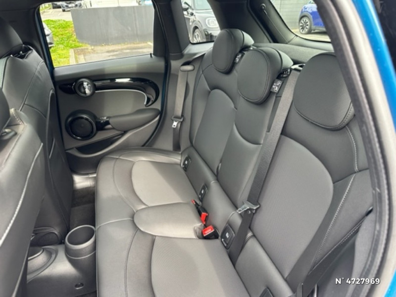 Mini Mini Hatch 5 Portes Cooper 136 ch DKG7 Essential  occasion  Saint-Maximin - photo n14