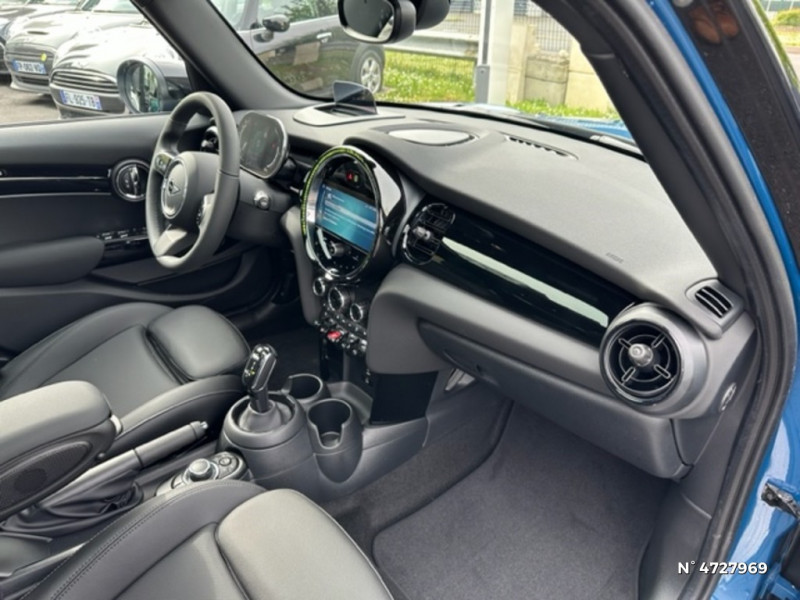 Mini Mini Hatch 5 Portes Cooper 136 ch DKG7 Essential  occasion  Saint-Maximin - photo n11
