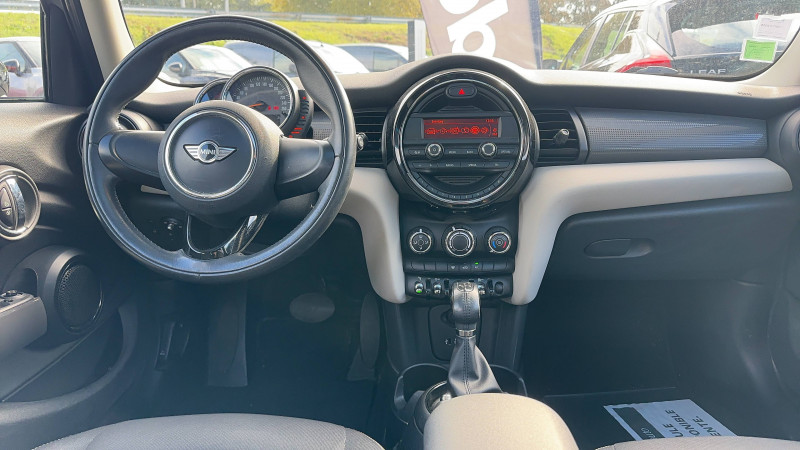 Mini Mini Hatch 5 Portes Cooper D 116 ch BVA6  5p 2017 - photo n°10 Mini Mini Hatch 5 Portes Cooper D 116 ch BVA6  5p  occasion à Anglet - photo n°10