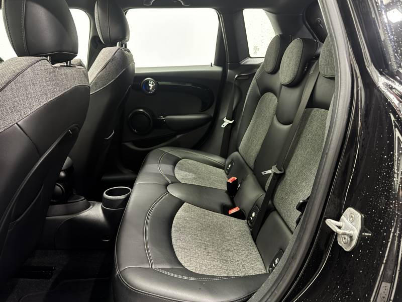 Mini Mini Hatch 5 Portes Cooper D 116 ch BVA7 Edition Heddon Street  occasion � Carcassonne - photo n�17