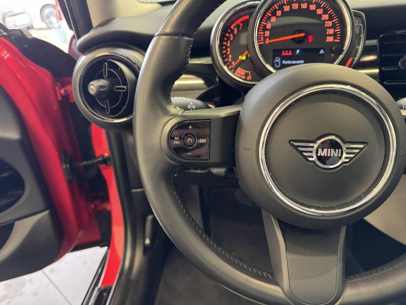 Mini Mini Hatch 5 Portes Cooper S 178 ch DKG7 Edition Camden  occasion  Brive-la-Gaillarde - photo n12
