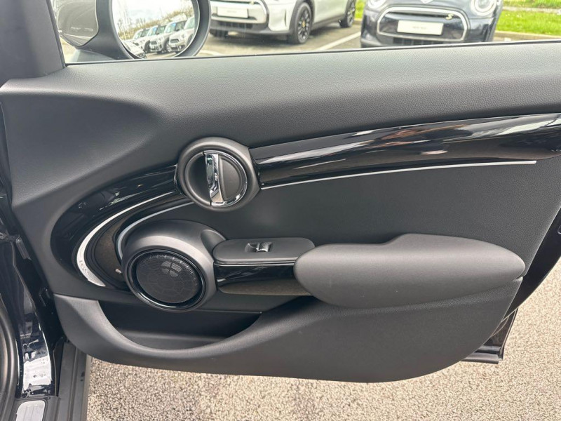Mini Mini Hatch 5 Portes Cooper S 178 ch DKG7 Edition Premium Plus  occasion  Jaux - photo n18